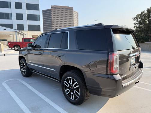 Gray 2018 GMC Yukon Denali