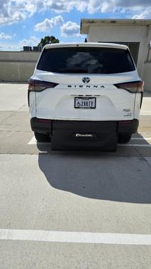 2024 Toyota Sienna LE