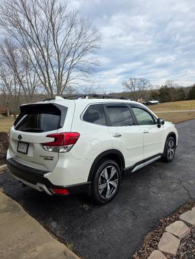 White 2019 Subaru Forester Touring