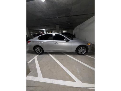 2017 INFINITI Q50 Base