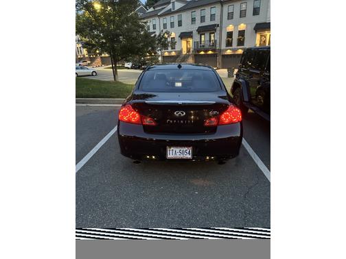 2012 INFINITI G37 x