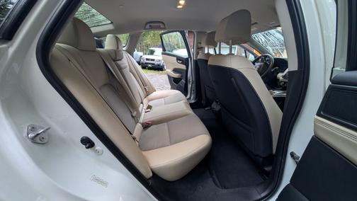 White 2021 Honda Clarity Plug-In Hybrid Base