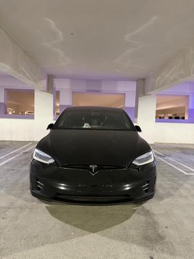 Black 2016 Tesla Model X 75D