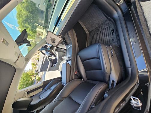2024 Tesla Model Y RWD
