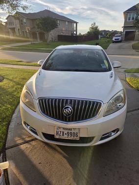 White 2013 Buick Verano Leather