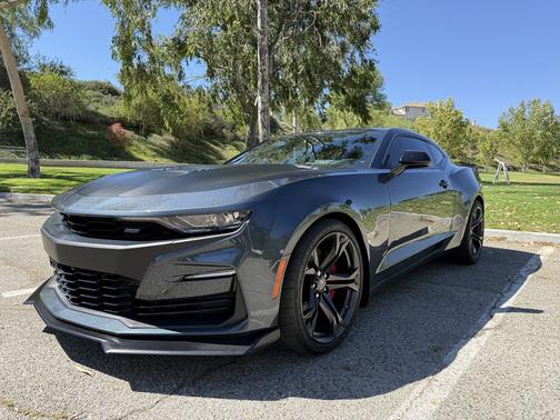 Gray 2020 Chevrolet Camaro 1SS