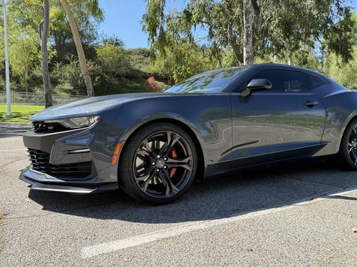 Gray 2020 Chevrolet Camaro 1SS