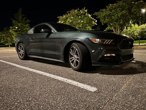 2015 Ford Mustang EcoBoost Premium
