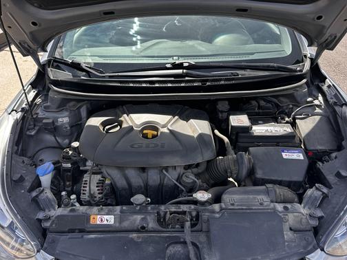 2014 Hyundai ELANTRA Sport