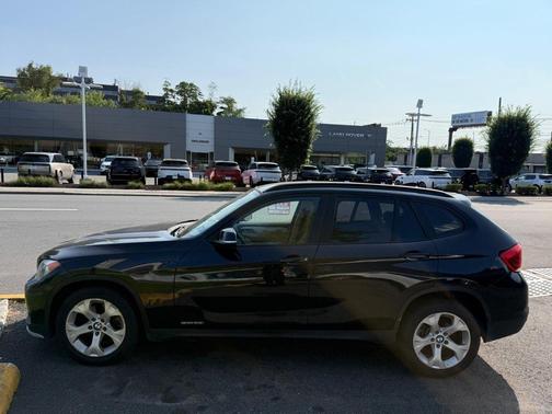 Black 2015 BMW X1 sDrive28i
