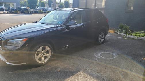Black 2015 BMW X1 sDrive28i
