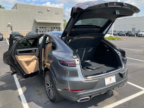Gray 2021 Porsche Cayenne Cayenne