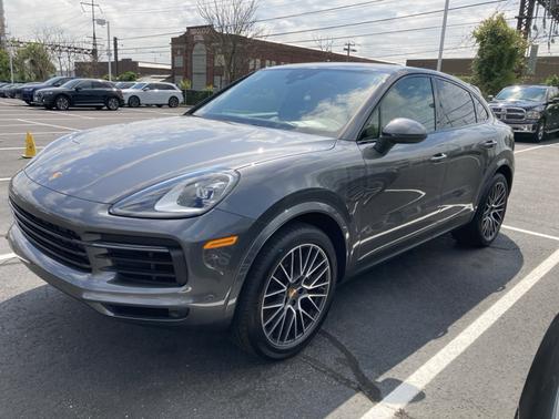 Gray 2021 Porsche Cayenne Cayenne