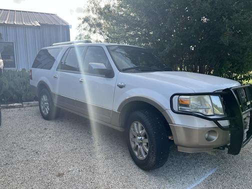 White 2014 Ford Expedition EL King Ranch