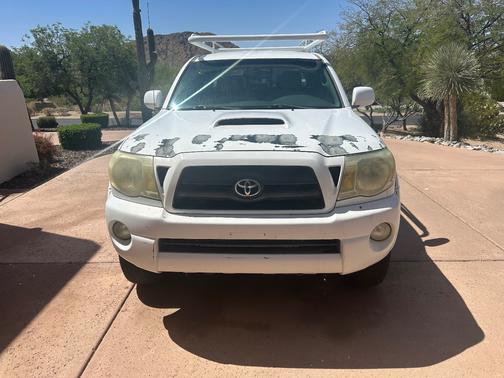 White 2006 Toyota Tacoma PreRunner