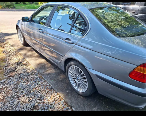2003 BMW 330 xi