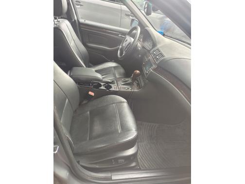2003 BMW 330 xi