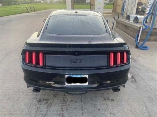 2017 Ford Mustang GT Premium