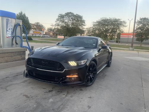 2017 Ford Mustang GT Premium
