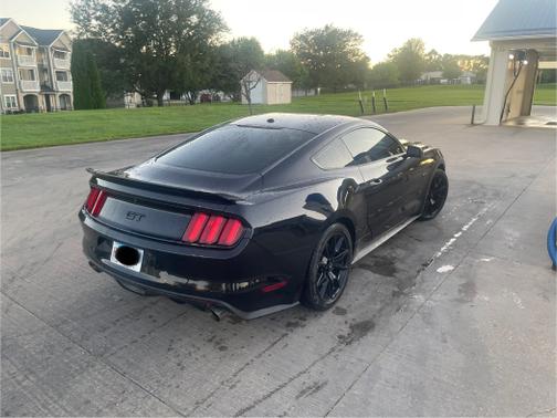 2017 Ford Mustang GT Premium