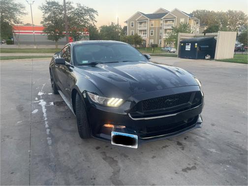 2017 Ford Mustang GT Premium