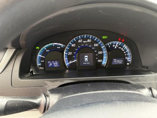 2012 Toyota Camry Hybrid LE