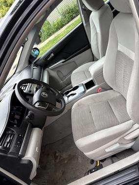 2012 Toyota Camry Hybrid LE