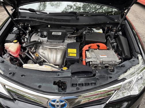 2012 Toyota Camry Hybrid LE