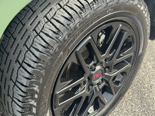 2023 Toyota Sequoia SR5