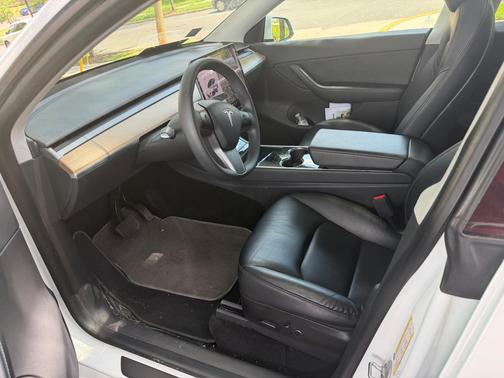 White 2021 Tesla Model Y Long Range