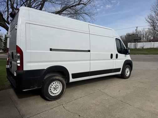 White 2025 RAM ProMaster 2500 Tradesman High Roof