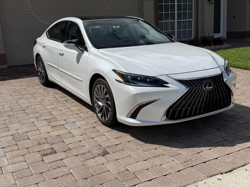 White 2025 Lexus ES 350 Ultra Luxury