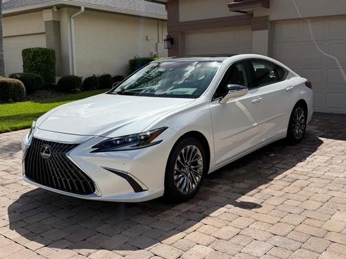 White 2025 Lexus ES 350 Ultra Luxury