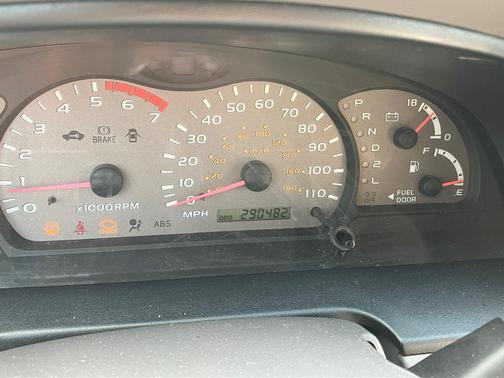 Silver 2001 Toyota Sequoia Limited