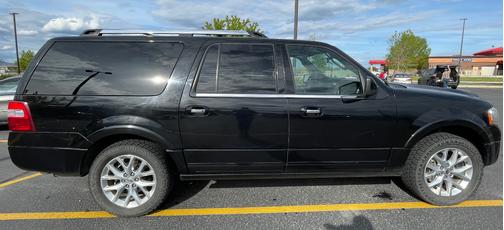 Black 2017 Ford Expedition EL Limited