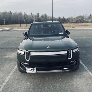2022 Rivian R1T Adventure Package
