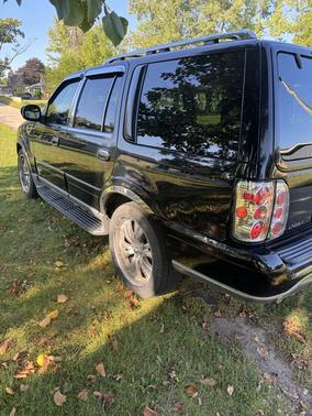 2001 Lincoln Navigator Base