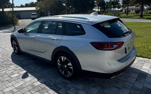 2019 Buick Regal TourX Preferred