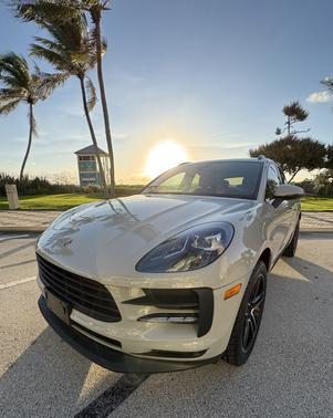 Gray 2019 Porsche Macan Macan