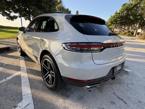 Gray 2019 Porsche Macan Macan
