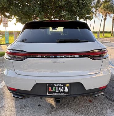 Gray 2019 Porsche Macan Macan