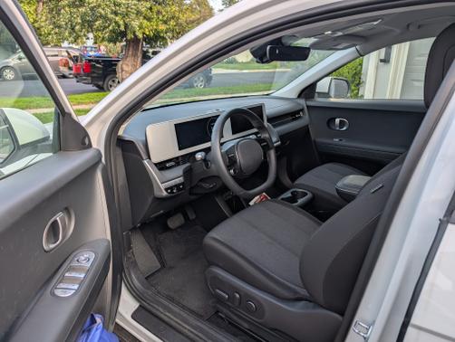 2024 Hyundai IONIQ 5 SEL