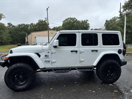 White 2019 Jeep Wrangler Unlimited Sahara