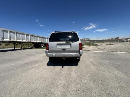 Gray 1997 Jeep Grand Cherokee Limited 4WD