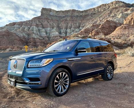 Blue 2020 Lincoln Navigator Reserve