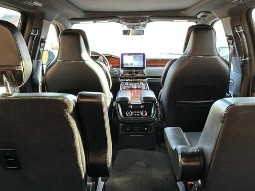 Blue 2020 Lincoln Navigator Reserve