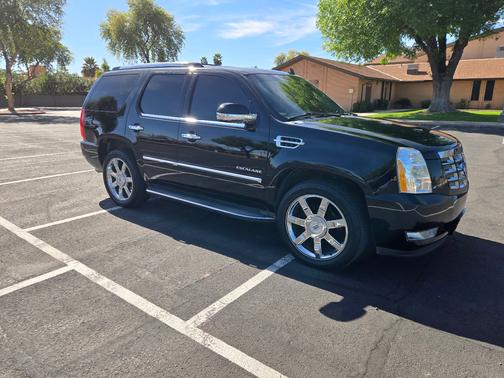2013 Cadillac Escalade Luxury