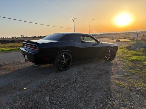 2010 Dodge Challenger SE