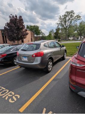 Gray 2009 Nissan Rogue S