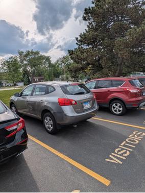 Gray 2009 Nissan Rogue S
